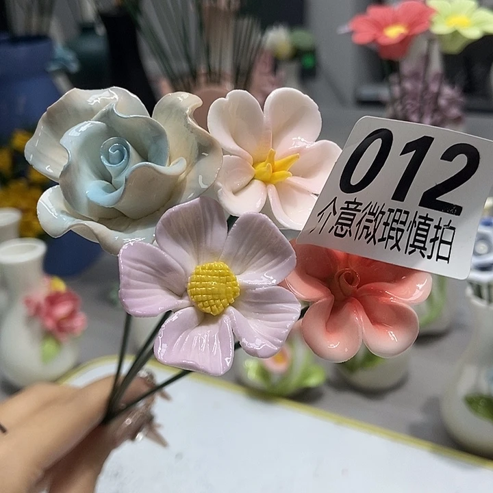 陶瓷纯手工捏花设计