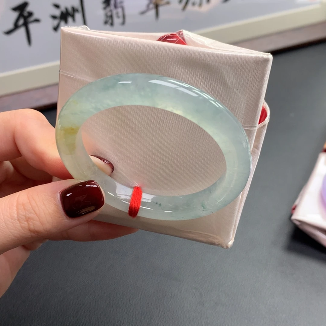 翡翠未镶嵌手镯51.5泥鳅背 木纳暴风雪