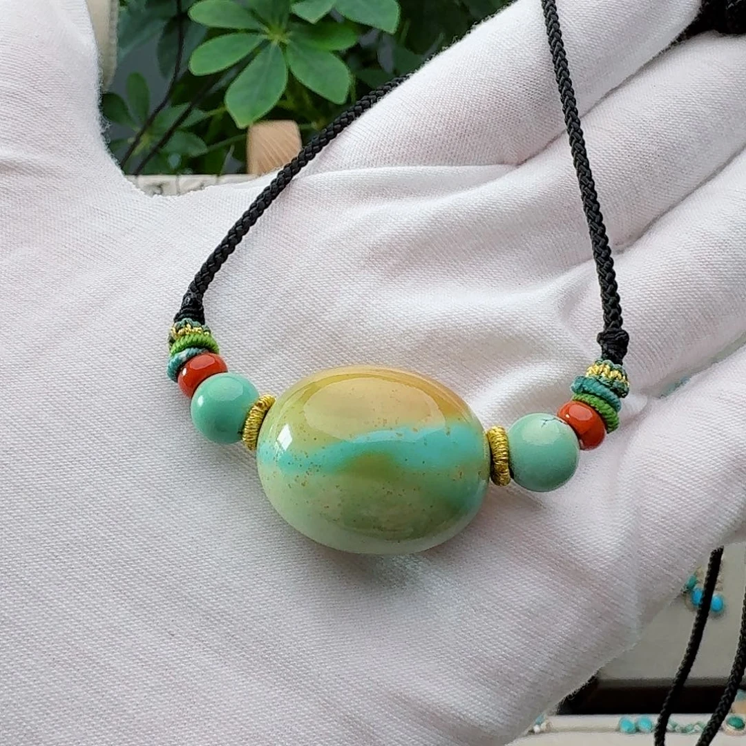 绿松石未镶嵌颈饰吊坠