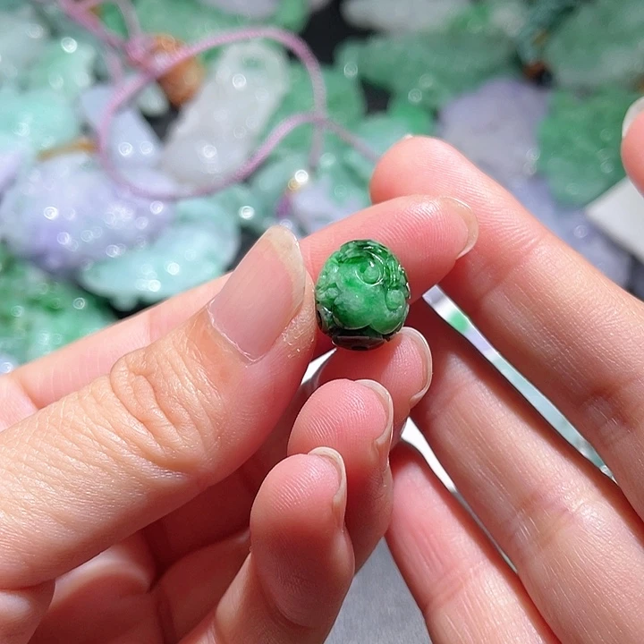 颈饰未镶嵌翡翠天