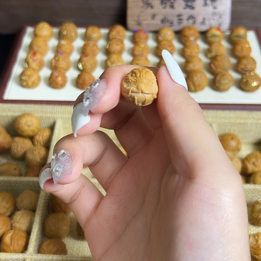 吊坠猴头核桃素单颗武当金蟾