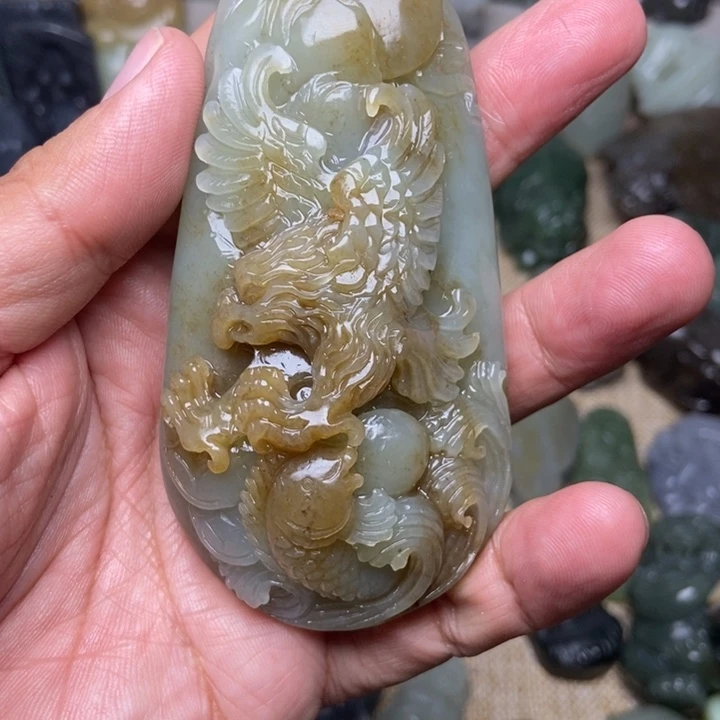 颈饰未镶嵌和田玉