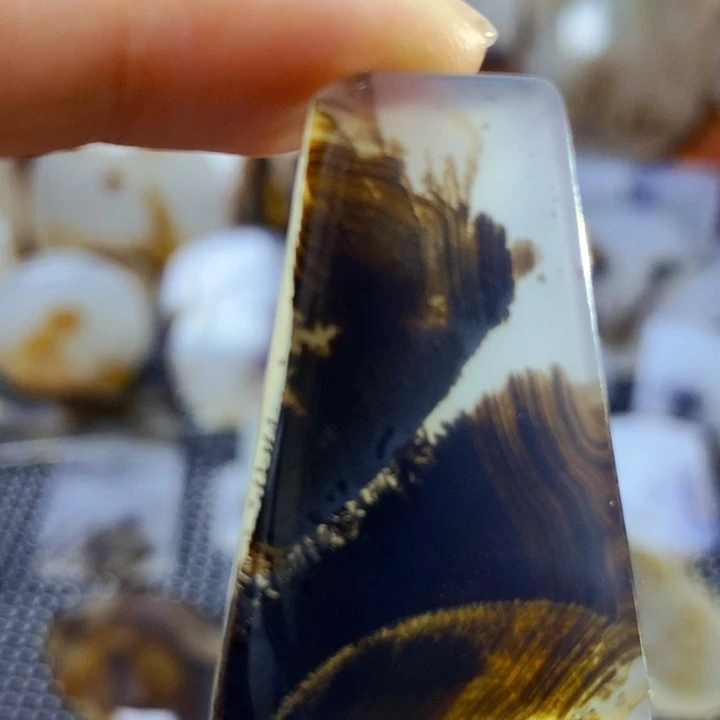 玛瑙/玉髓未镶嵌珠宝半成品