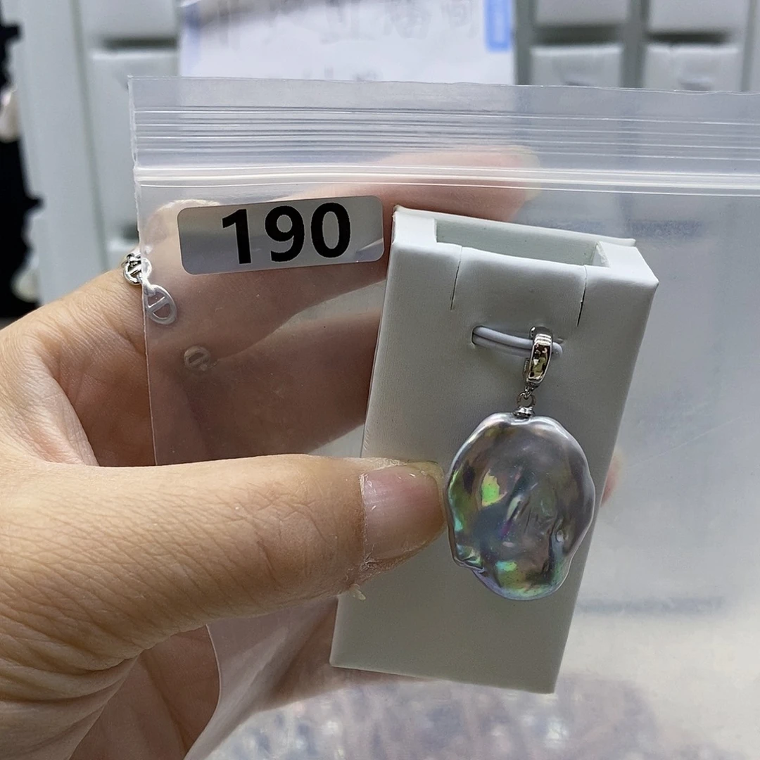 颈饰合金淡水珍珠