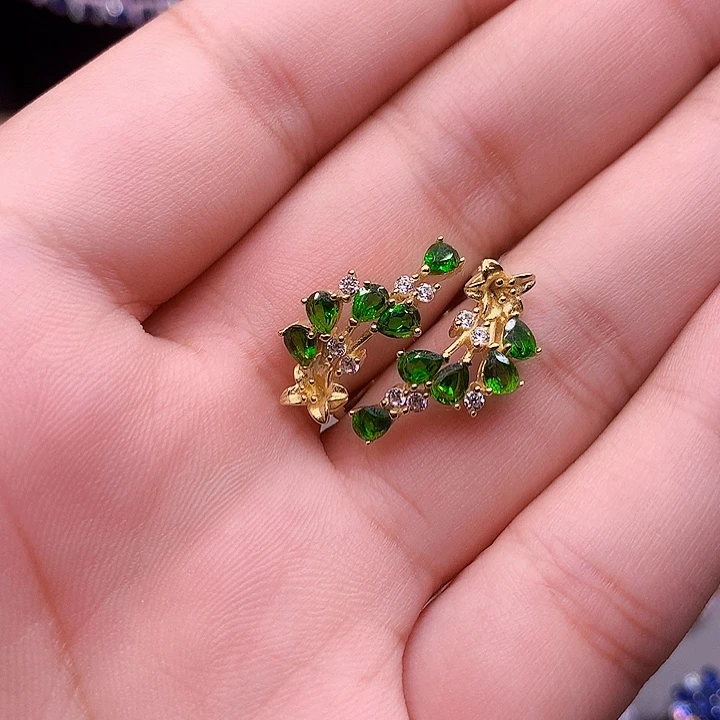 银S925镶嵌透辉石戒指