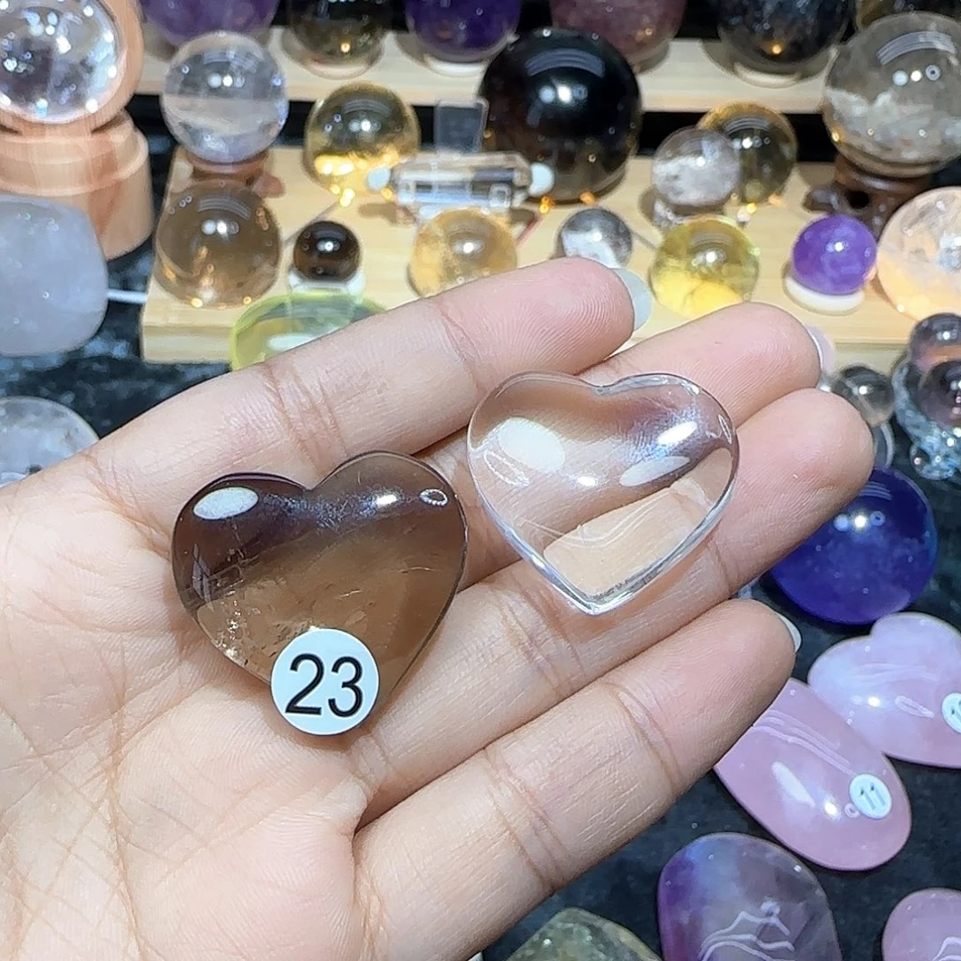 未镶嵌水晶珠宝半成品23两颗