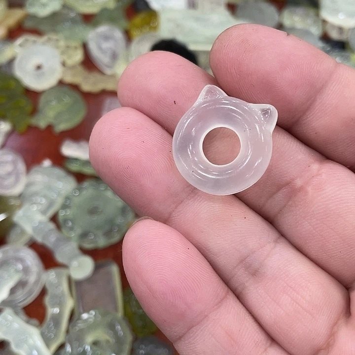 蛇纹石玉合金颈饰