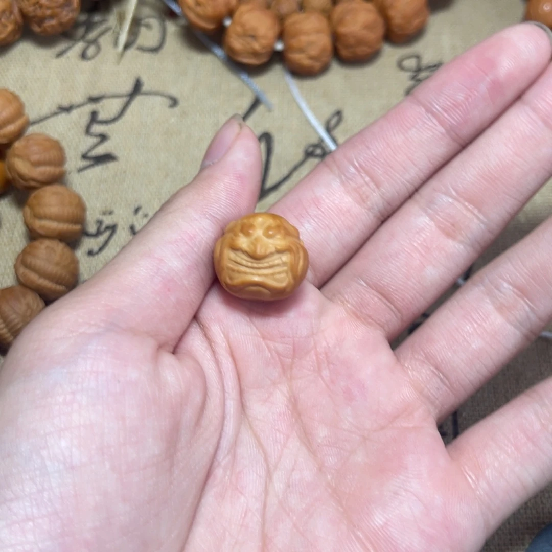 手串猴头核桃猴头