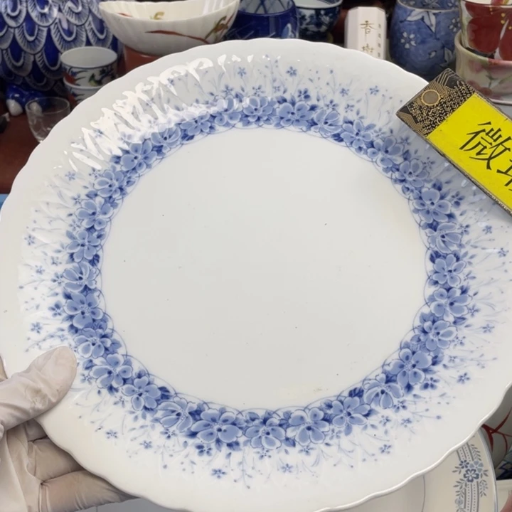 他家瓷器真美…开播了