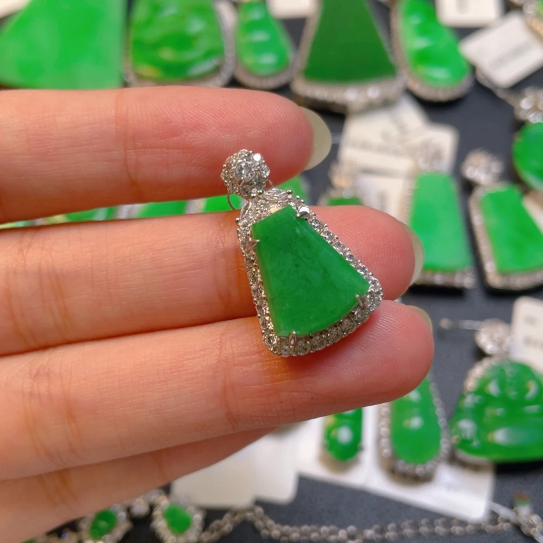 翡翠银S925镶嵌颈饰