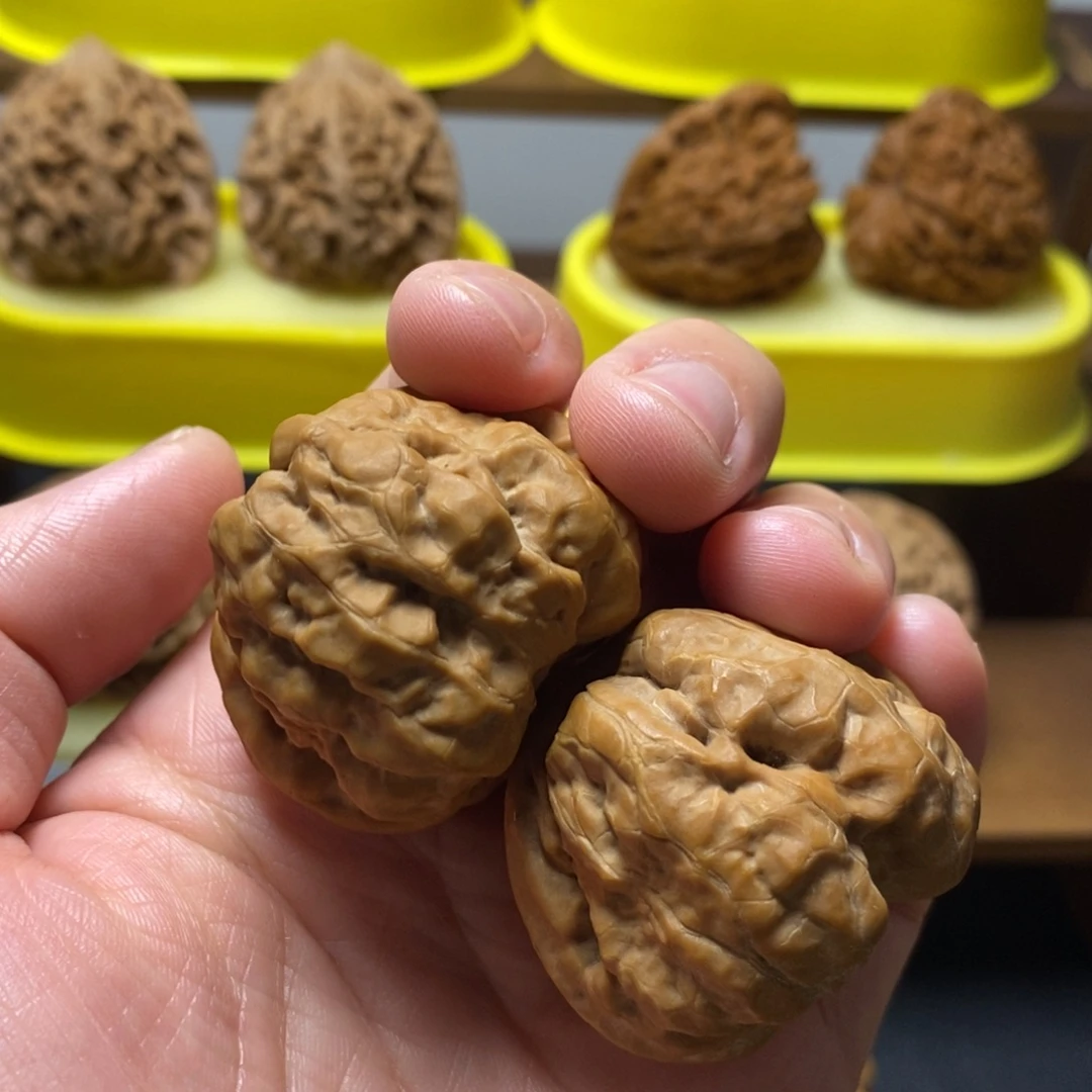 大叶紫檀（黑酸枝木类）蛤蟆头40