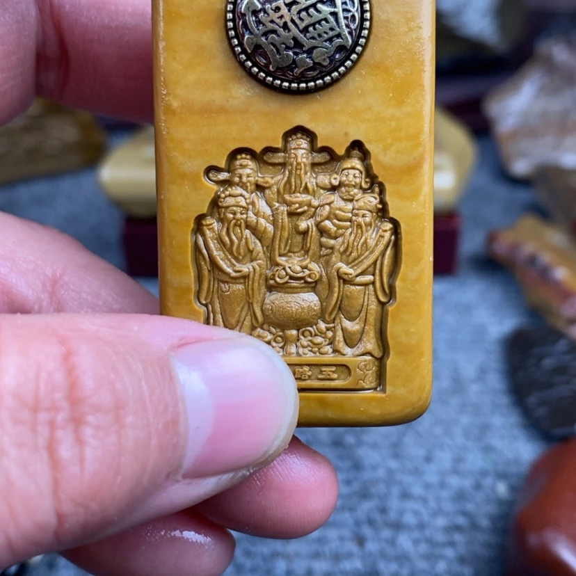 【闪购商品】原石雕刻手把件