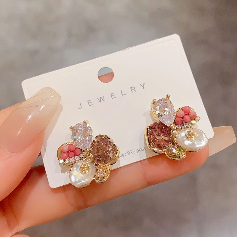 铜合金亚克力耳饰 手工款复古花瓣耳钉女民族风轻奢网红银针耳环