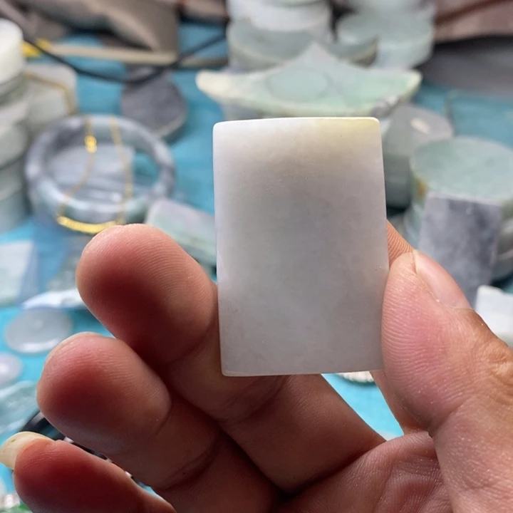 沉***金定制翡翠未镶嵌翡翠边角