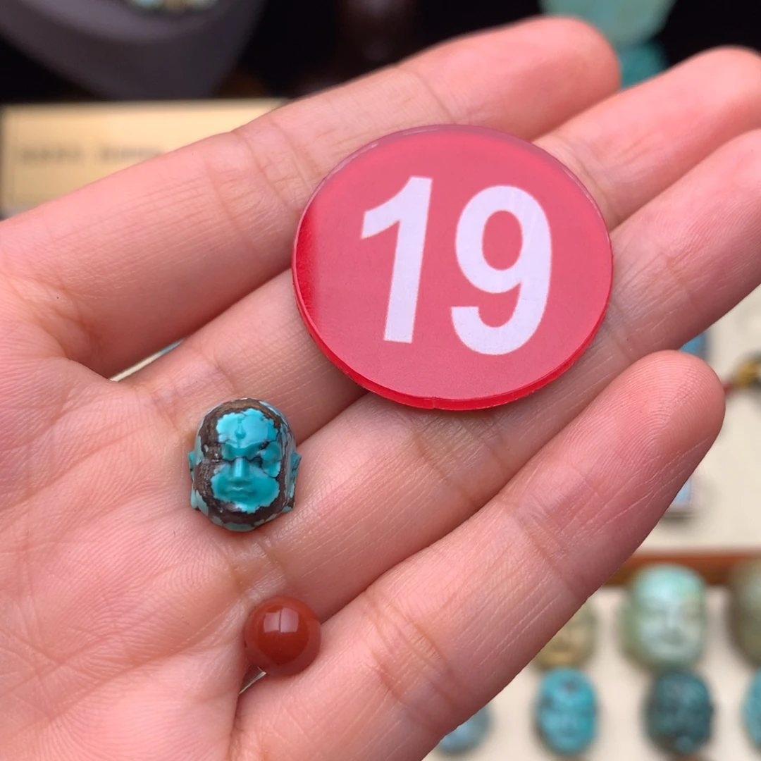 M***！未镶嵌配饰南红玛瑙