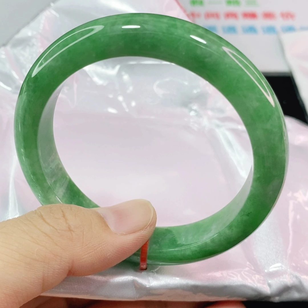 未镶嵌手镯翡翠56.8圈口捡漏