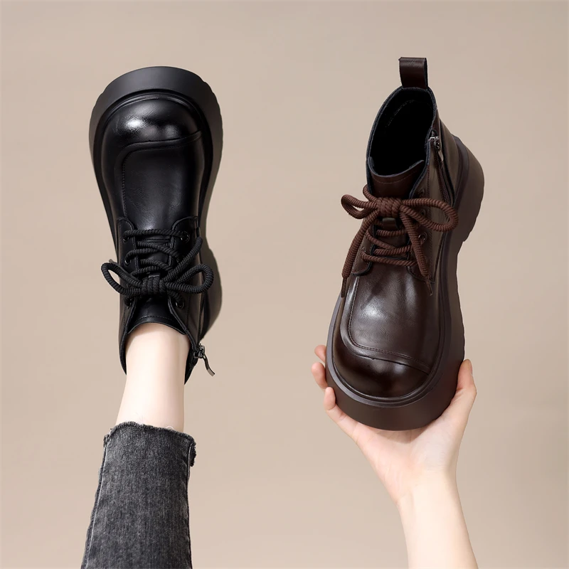 厚底复古显脚小系带短靴女2025秋冬新款加绒显瘦软底不累脚马丁靴