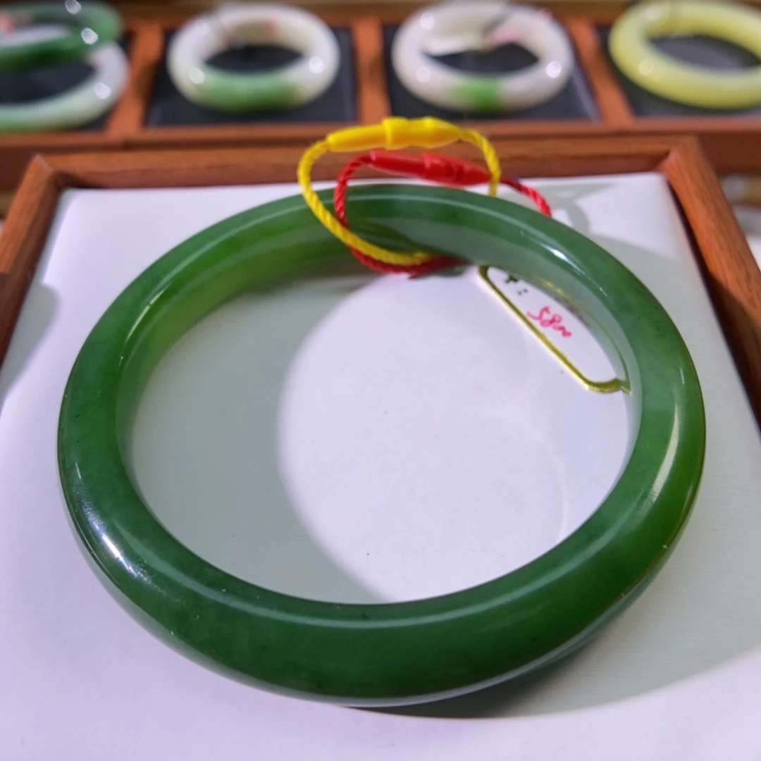 【闪购商品】未镶嵌手镯和田玉（碧玉）碧玉俄7