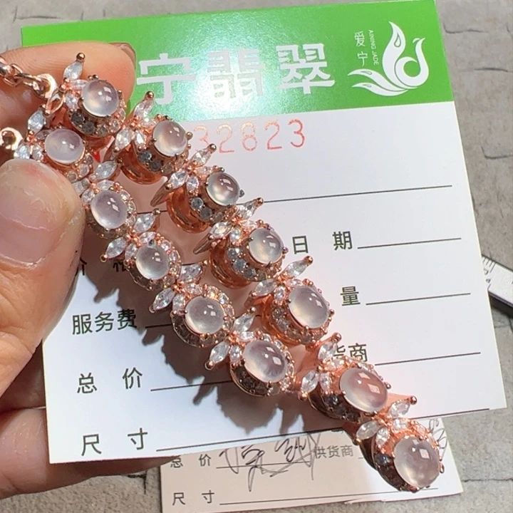 定制翡翠未镶嵌清**?翡翠