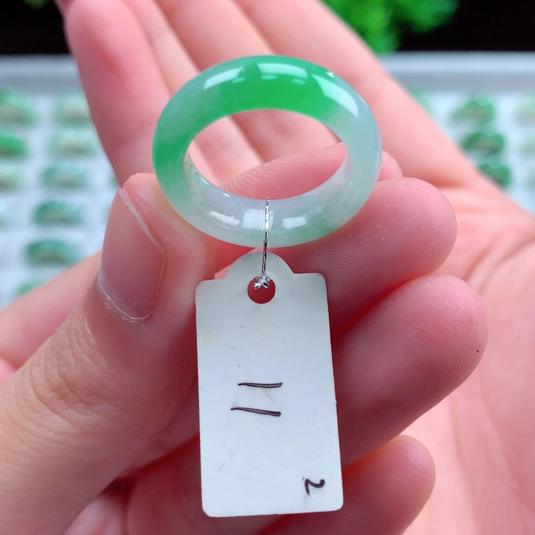 未镶嵌戒指翡翠天然