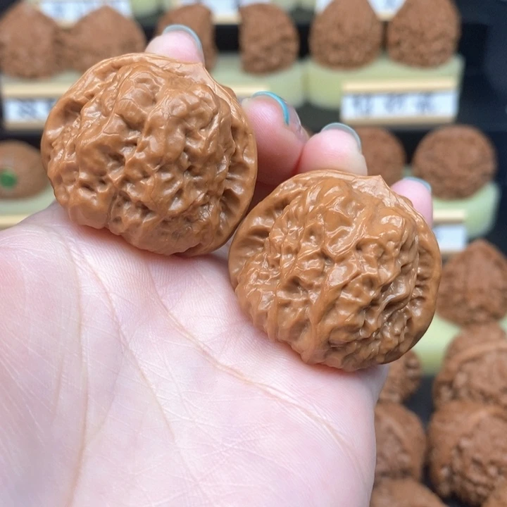 文玩核桃吊坠蛤蟆