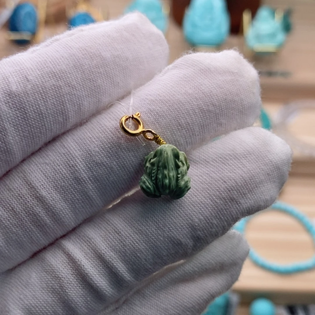 未镶嵌绿松石珠宝奇石