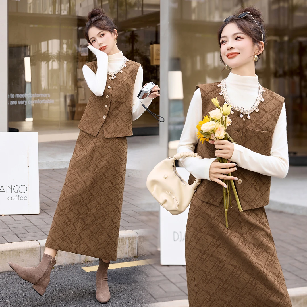 法式小香风马甲套装裙女2025春秋新款高级感优雅气质半身裙三件套