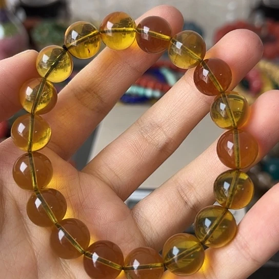 琥珀手链未镶嵌矿坑