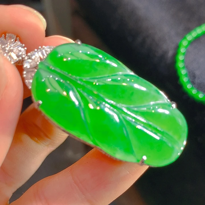 【闪购商品】翡翠颈饰未镶嵌翡翠