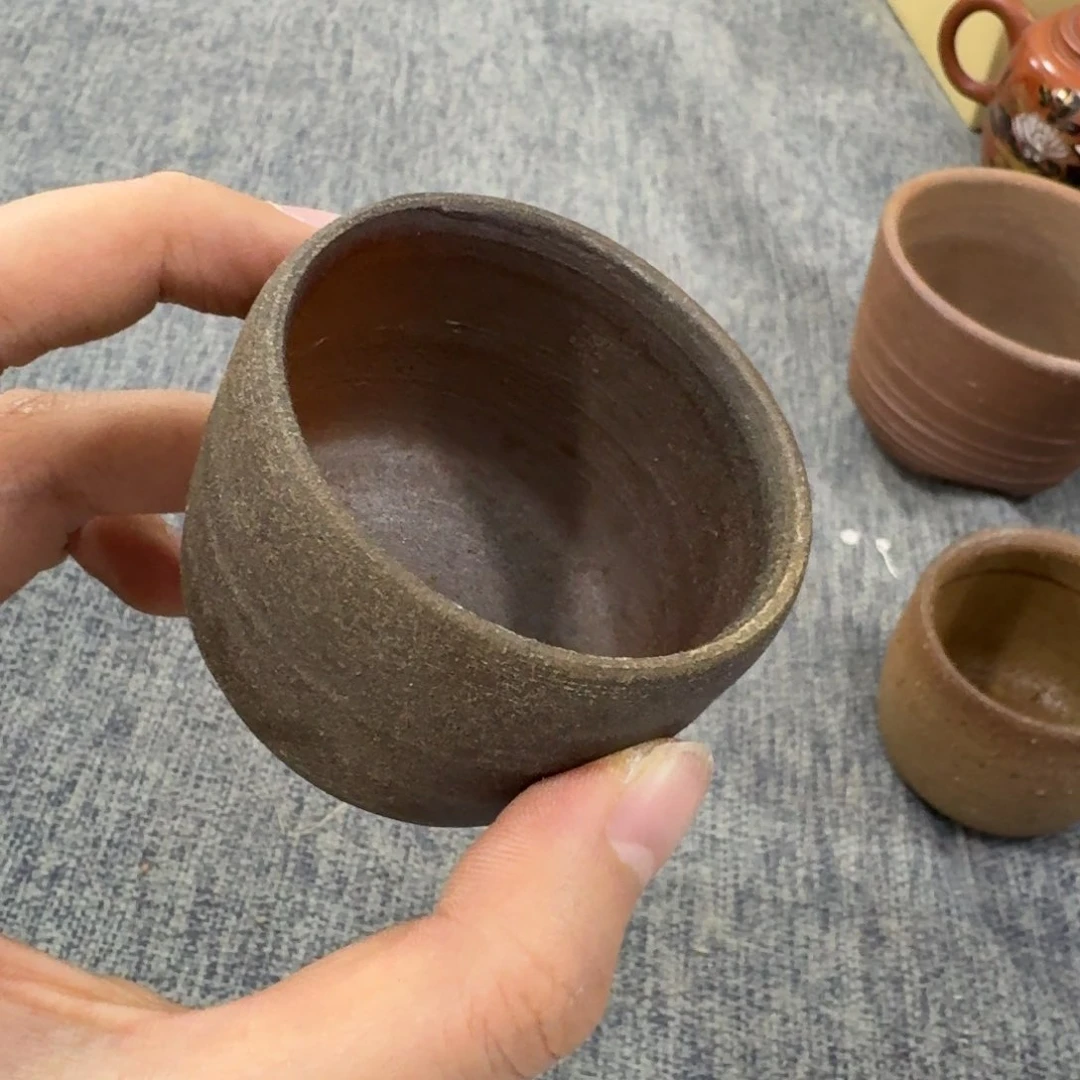 紫砂茶杯非常美丽漂亮的物品