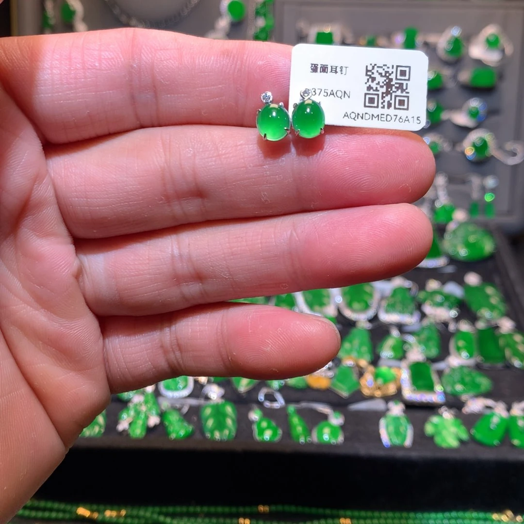 翡翠耳钉18K金镶嵌天然翡翠