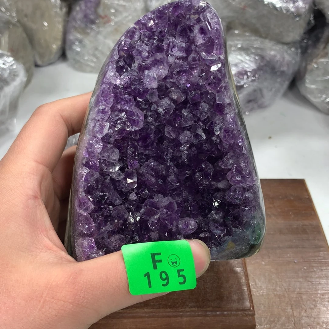 紫晶大型摆件（非配饰）未镶嵌