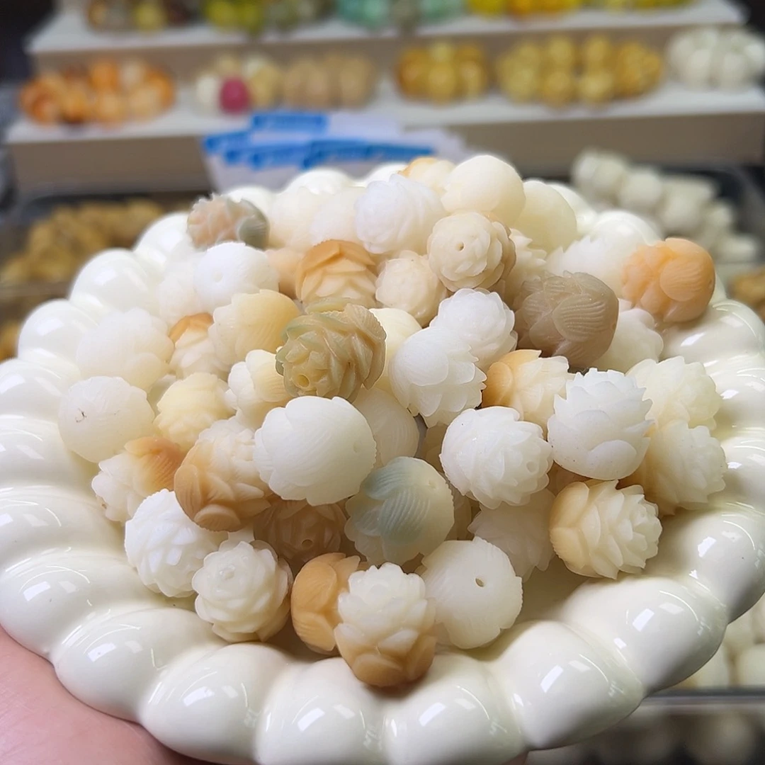 菩提根/象牙果手串20颗手修莲花多宝色瑕疵有裂混装
