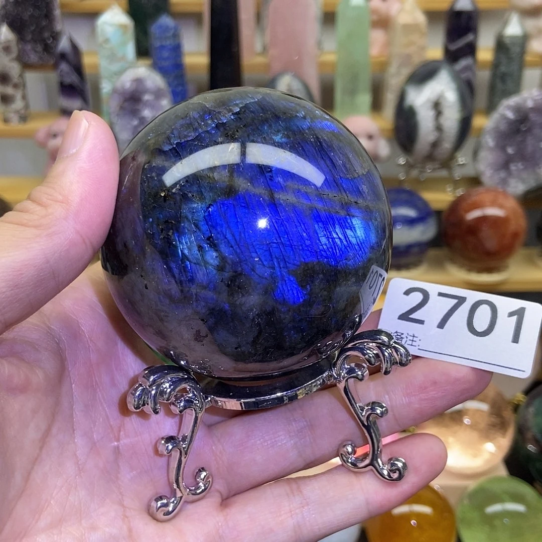 须***臾未镶嵌水晶大型摆件（非配饰）