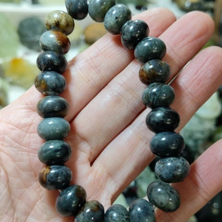 岫玉手串款式未镶嵌