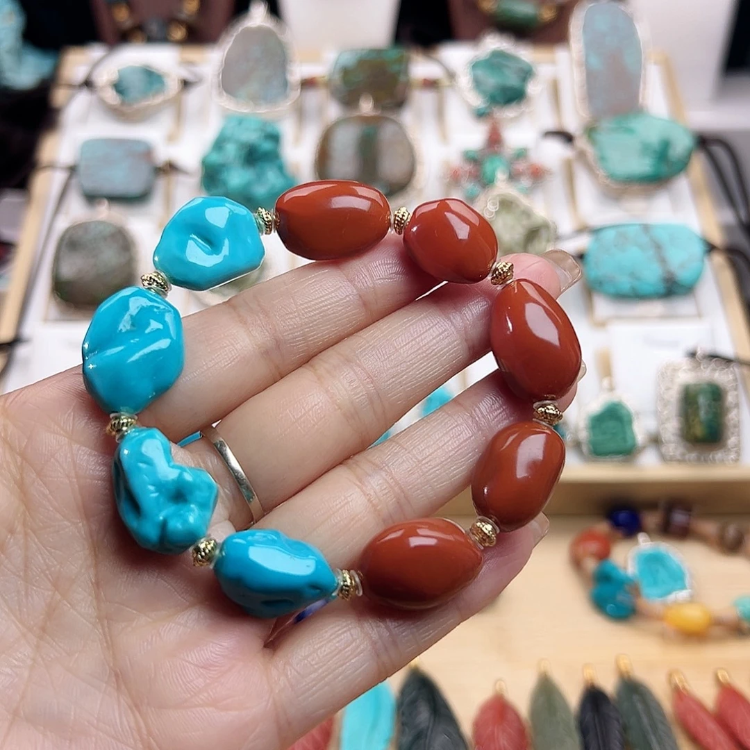 绿松石未镶嵌颈饰