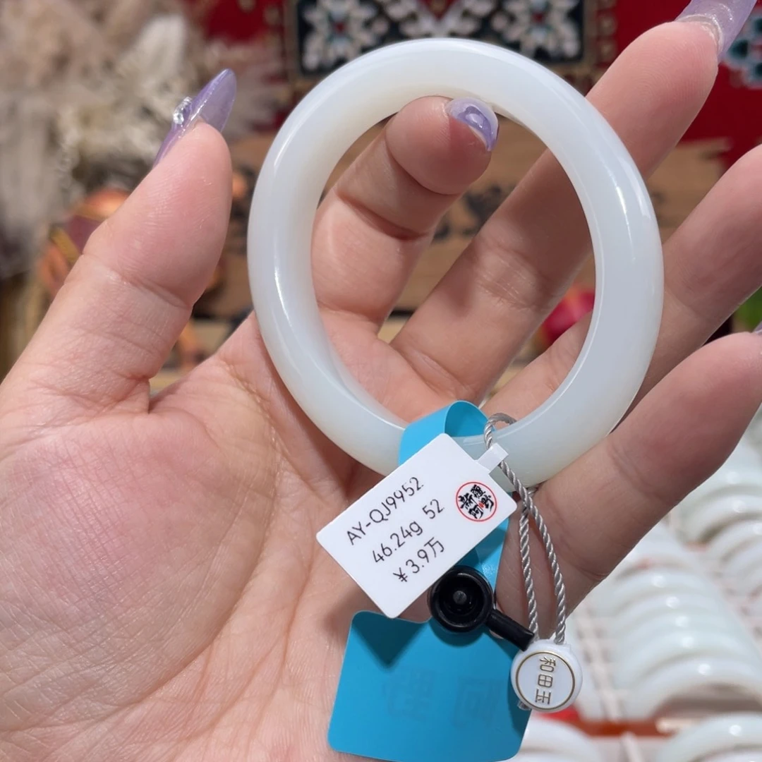 未镶嵌手镯和田玉和田玉手镯新疆