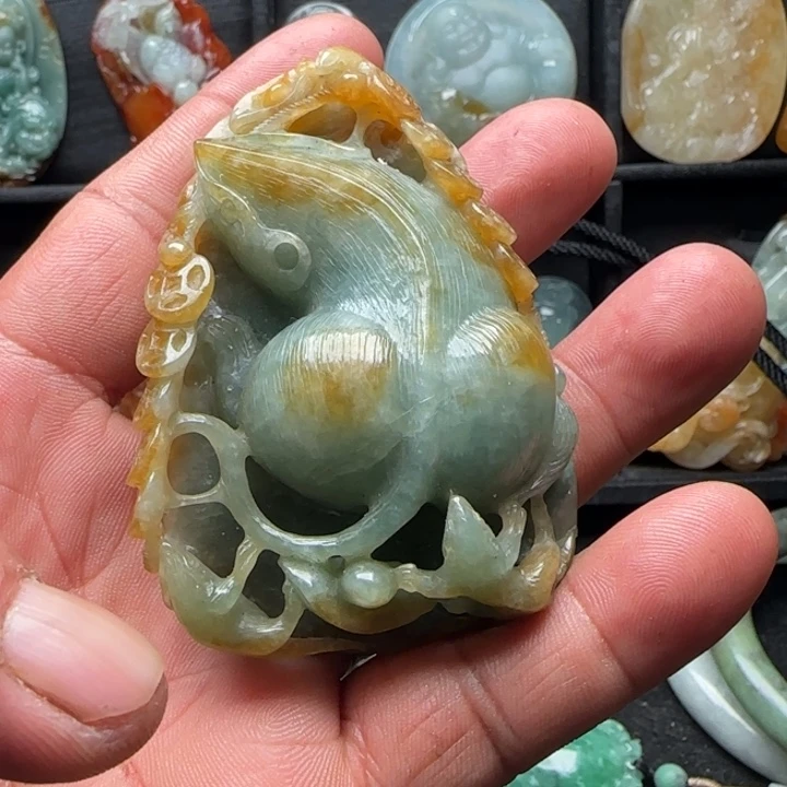 定制翡翠未镶嵌火**凌