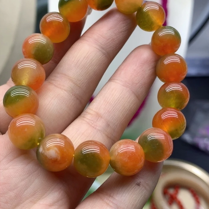 翡翠颈饰未镶嵌吊坠