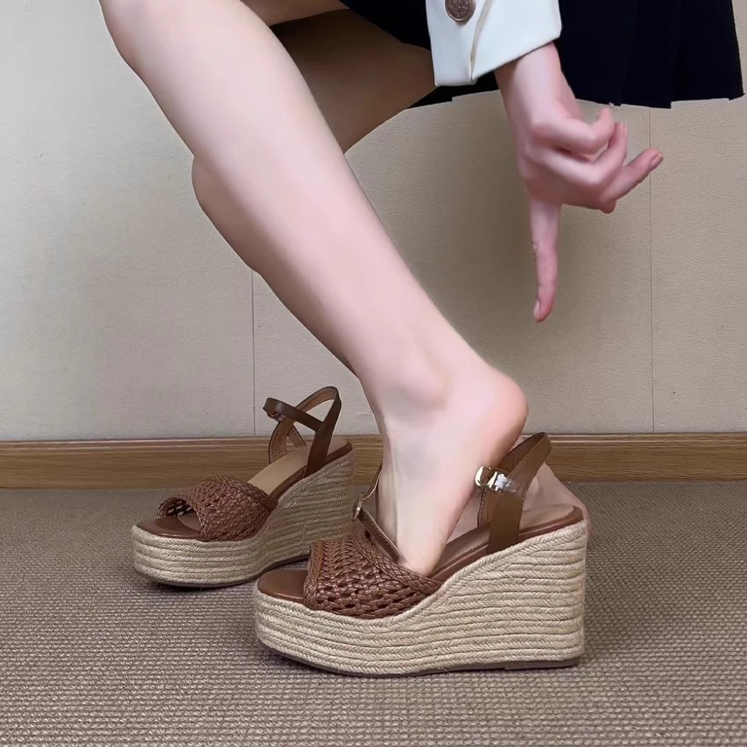 nnmiss34-39/9cm小个子厚底草编坡跟鞋休闲编织百搭绊带露趾凉鞋