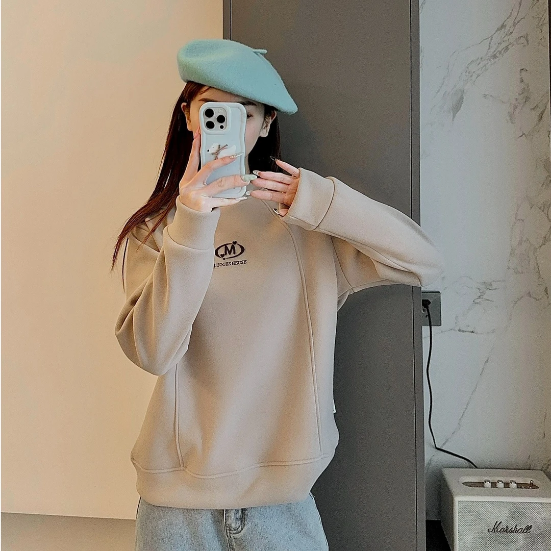 Y281冬季加绒新款休闲时尚韩版百搭防风刺绣女士套头卫衣24-231