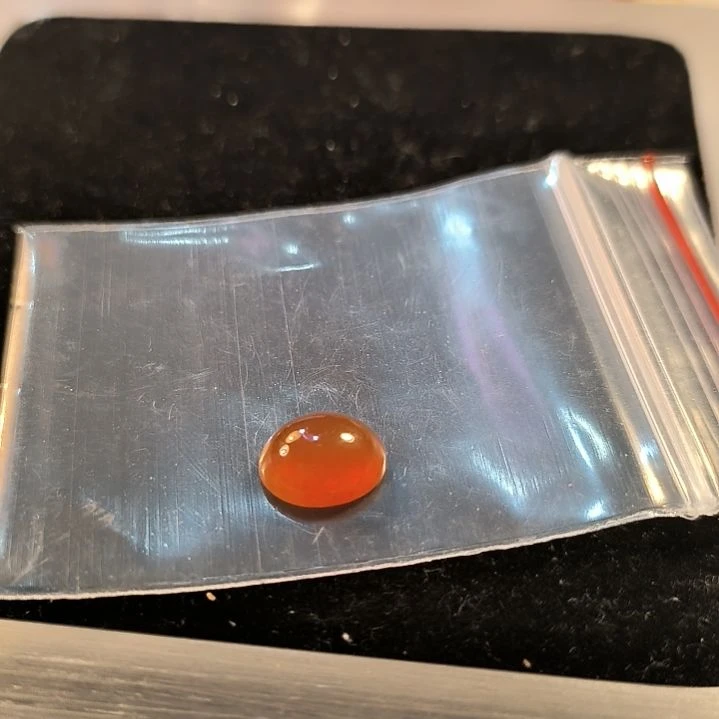 天***佑石英岩玉未镶嵌戒面