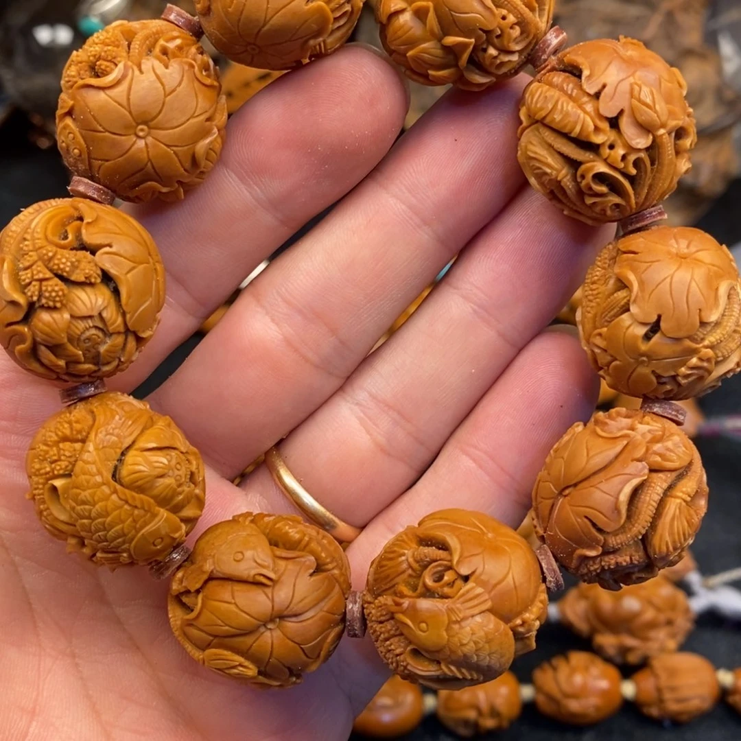 手串/手链橄榄核镂空荷叶鱼