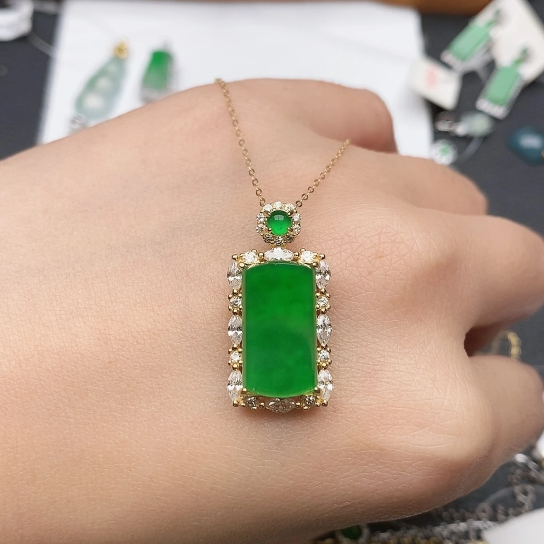 翡翠银S925镶嵌戒指无事牌吊坠