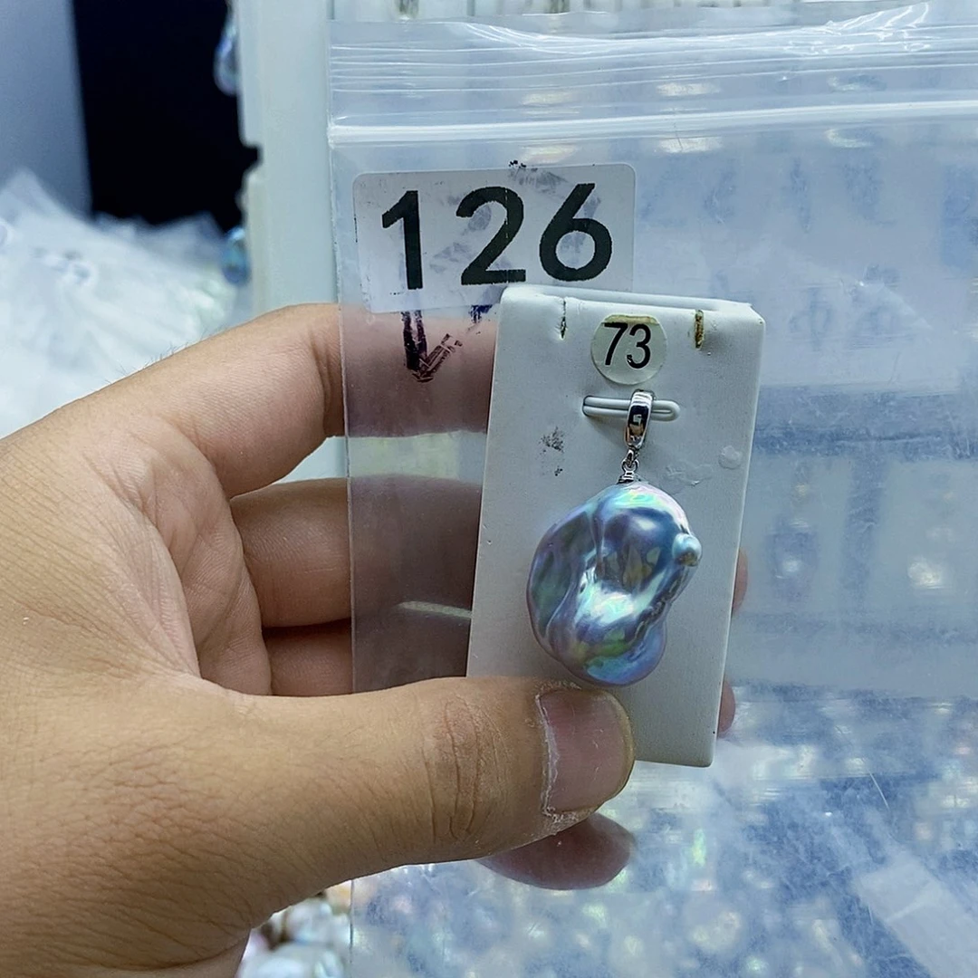 淡水珍珠合金颈饰