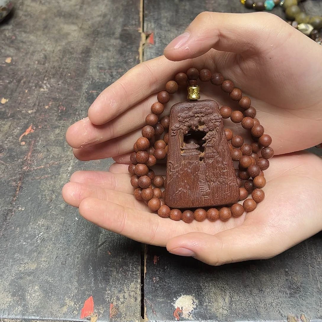 大叶紫檀（黑酸枝木类）