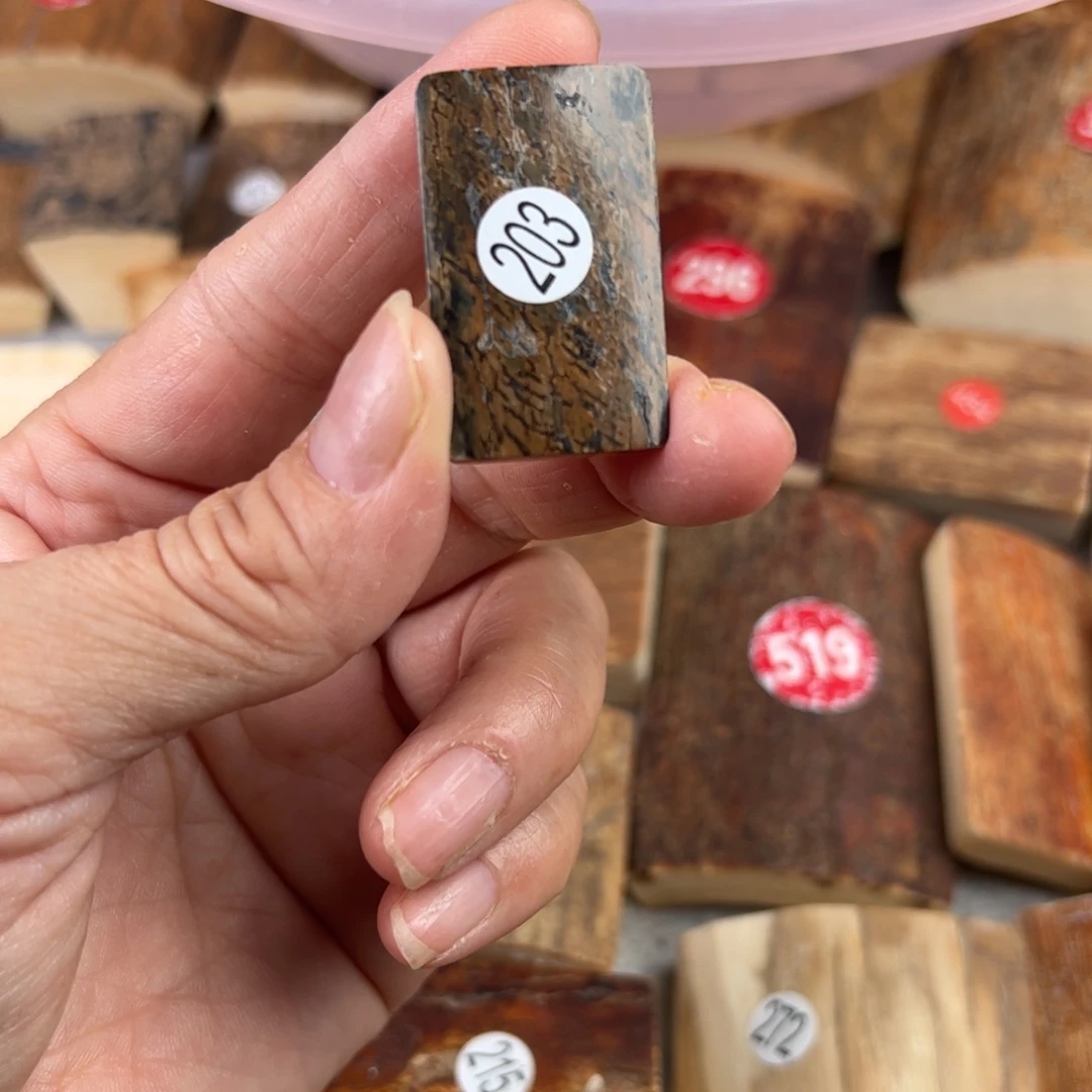 泥塑追***侠猛犸制品有限公司