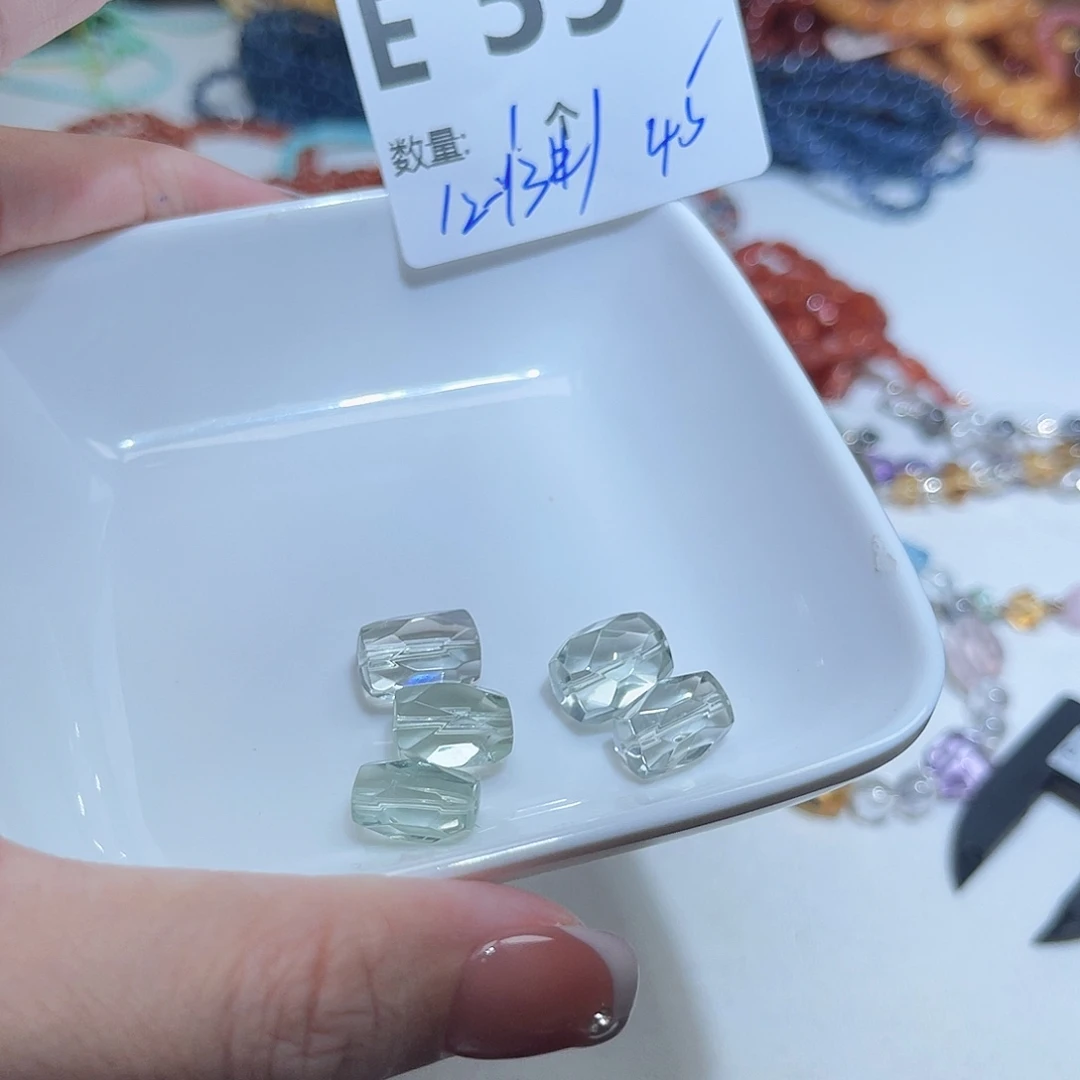 未镶嵌珠宝半成品水晶E59。