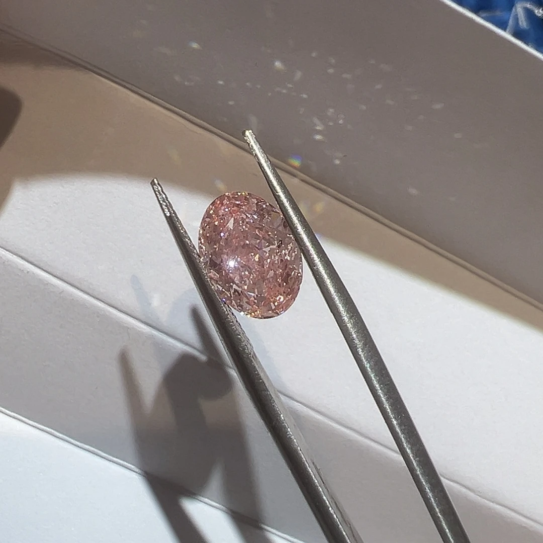 实验室培育钻石裸石2.61克拉椭圆粉钻完美