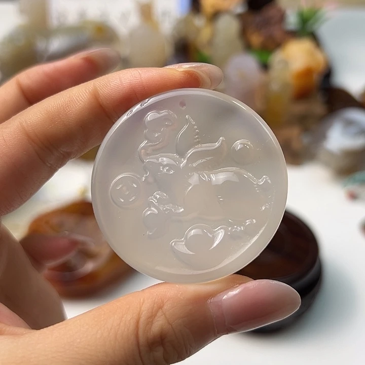 玛瑙/玉髓颈饰未镶嵌